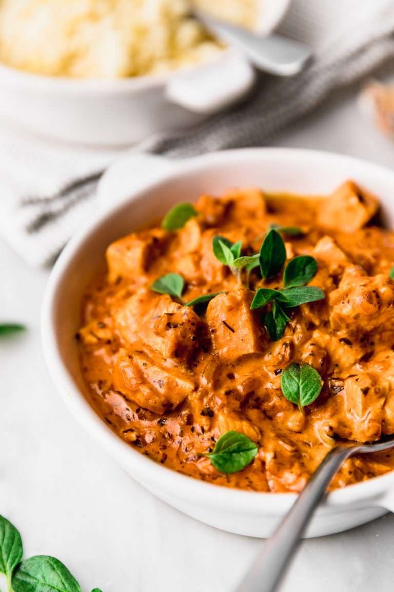 Turkey-with-creamy-paprika-sauce-4